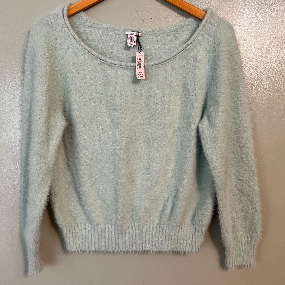 Victoria Secret Womens Green Fuzzy Long Sleeves Crop Pullover Sweater M NWT